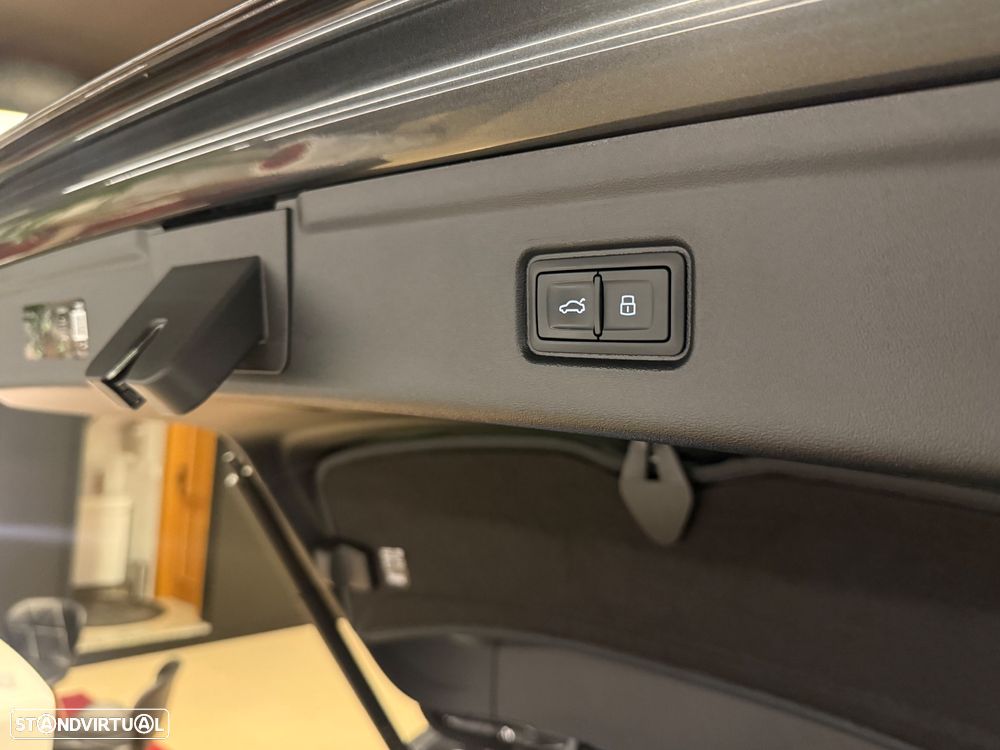 Audi A6 Avant e-tron performance edition one grey - 59