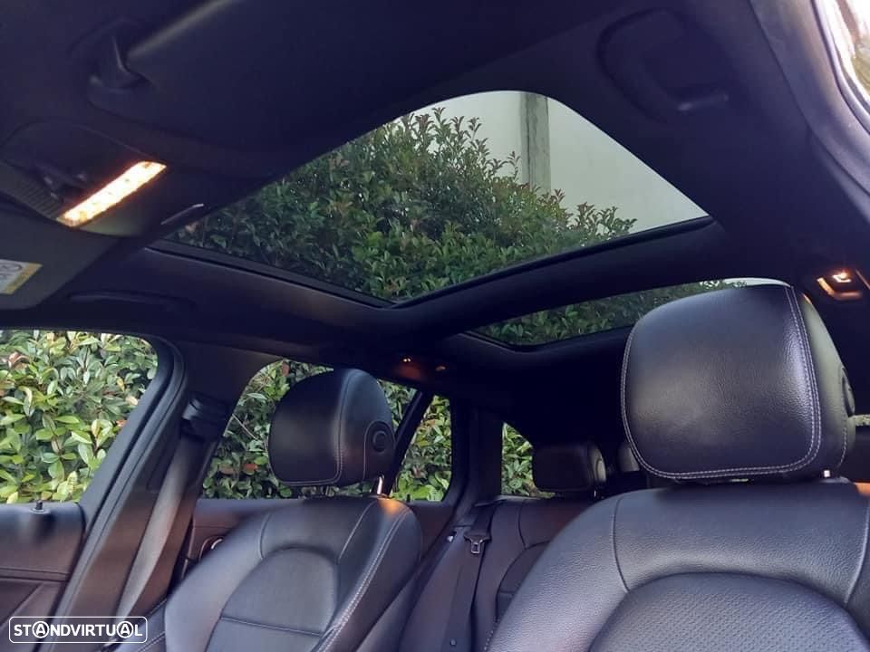 Mercedes-Benz C 300 BlueTEC Hybrid AMG Line - 8