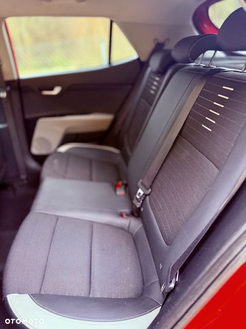 Kia Stonic 1.4 L - 13