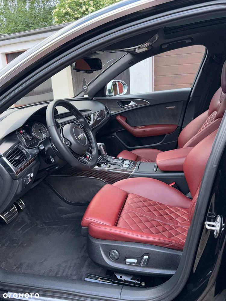 Audi S6 Avant - 9