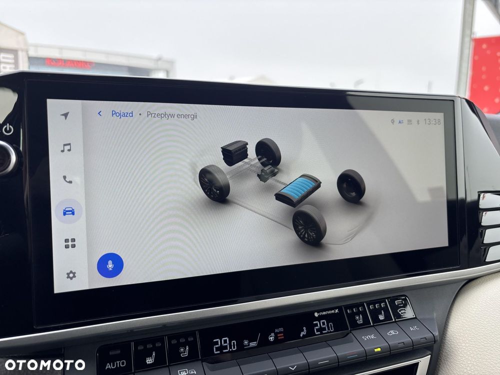 Toyota Camry - 22