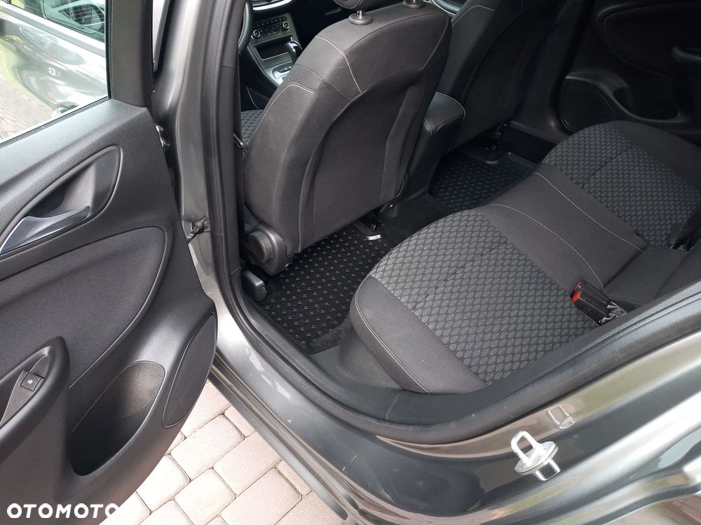 Opel Astra 1.4 T Dynamic S&S - 22
