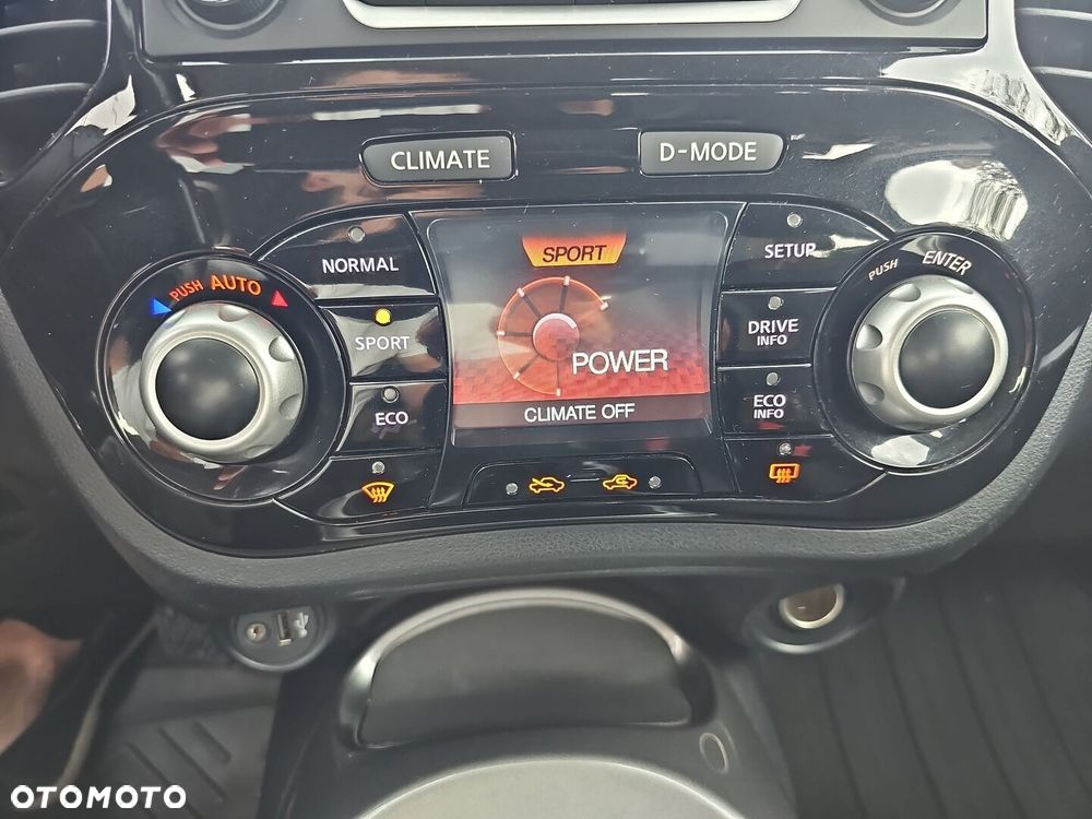Nissan Juke 1.6 N-Connecta - 23