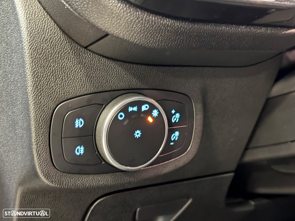 Ford Fiesta 1.5 EcoBoost ST - 12
