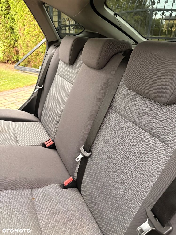 Ford Focus 1.8 TDCi Trend - 18