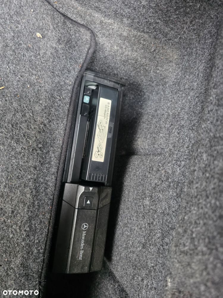 Mercedes-Benz CLK - 9