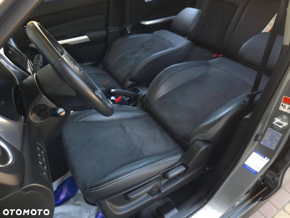 Suzuki Vitara 1.6 Premium 4WD - 31
