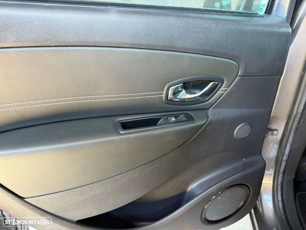Renault Scénic 1.5 dCi Bose Edtion EDC - 28