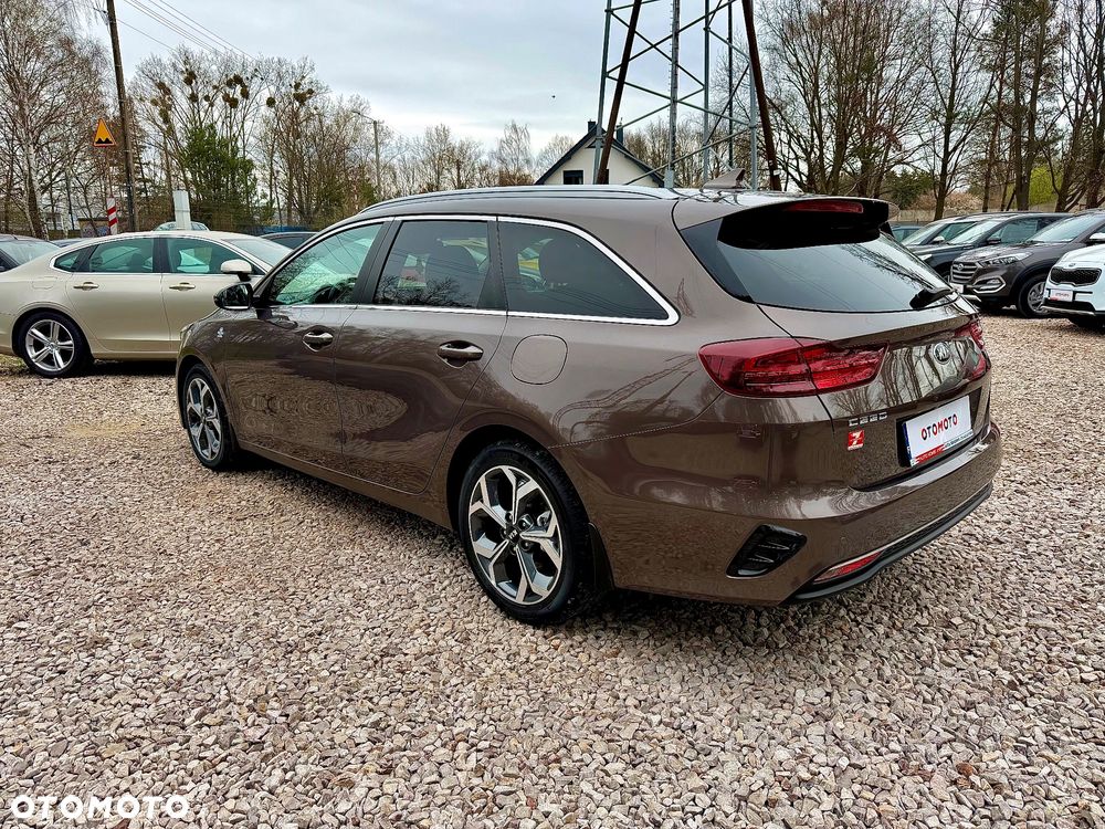 Kia Ceed 1.4 T-GDI L Business Line Plus - 4