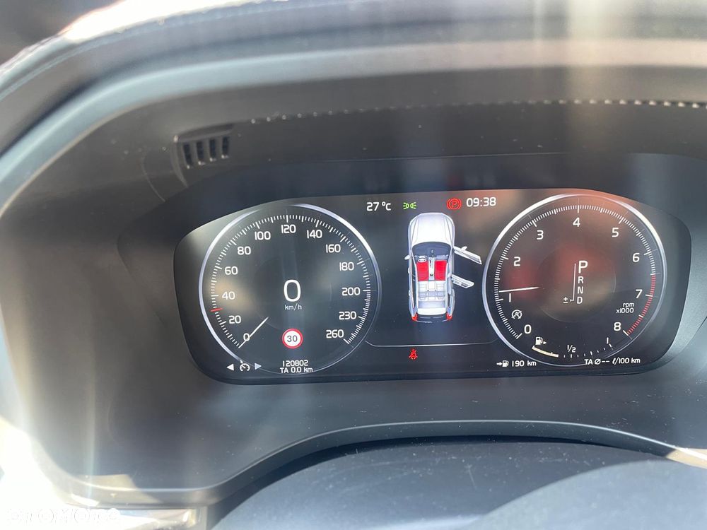 Volvo XC 60 T5 AWD Inscription - 8