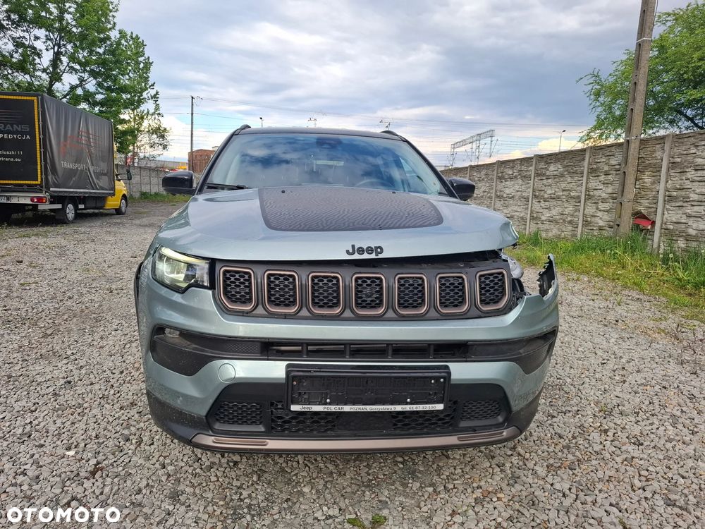 Jeep Compass - 4