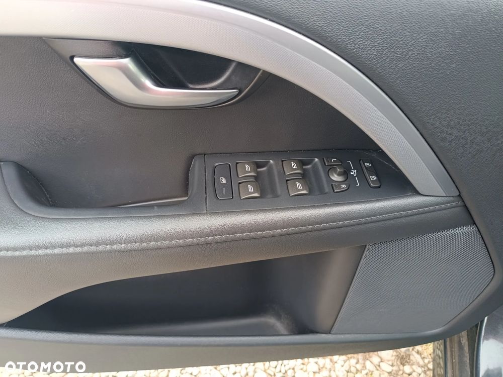 Volvo V70 D4 Summum - 39