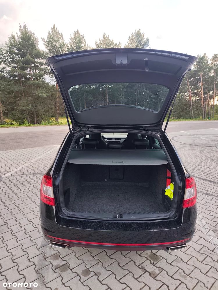 Skoda Octavia 2.0 TDI RS DSG - 8