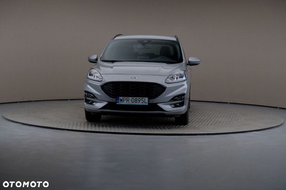 Ford Kuga - 3