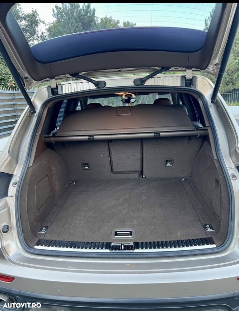 Porsche Cayenne - 9