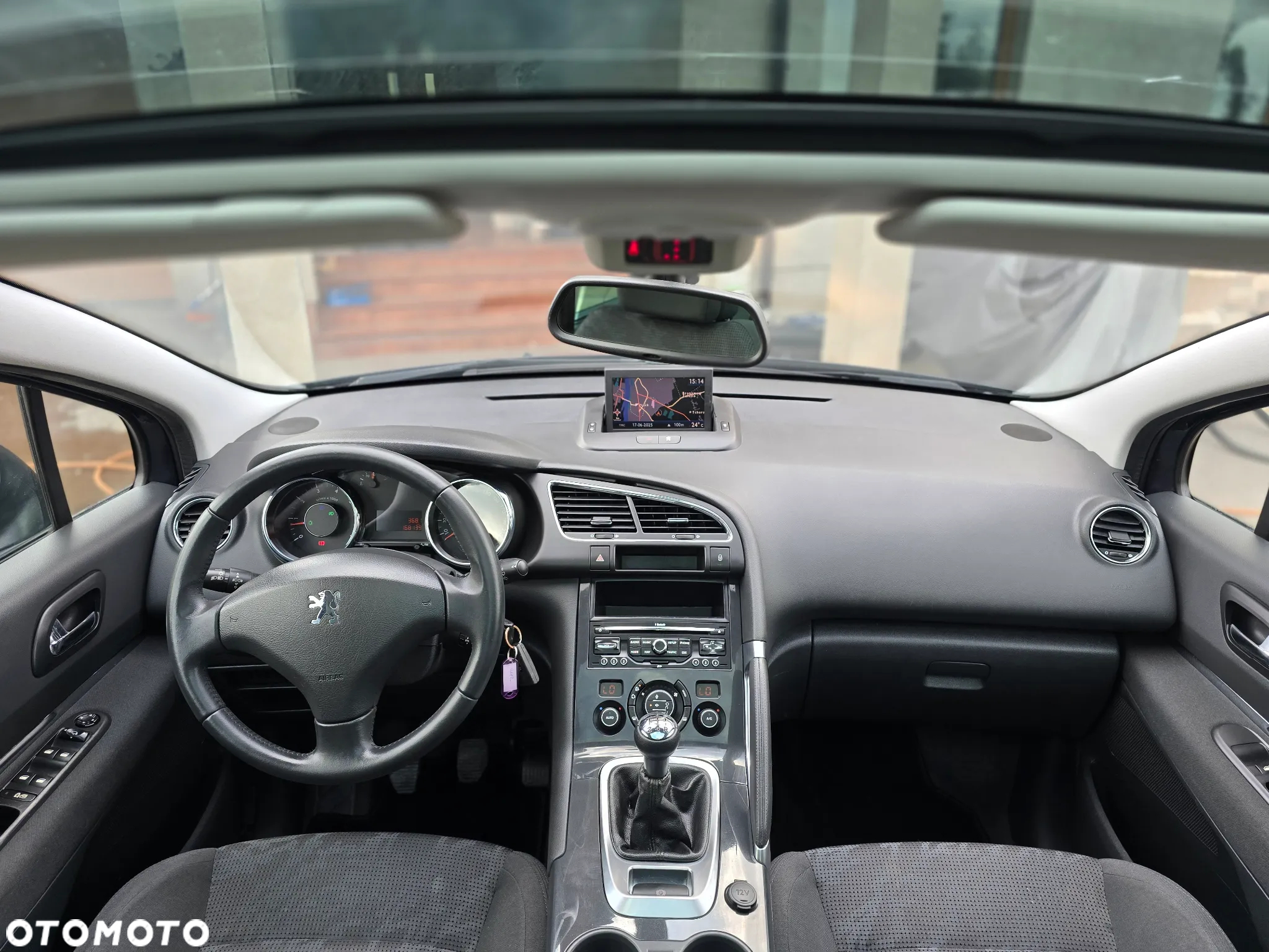 Peugeot 3008 - 18