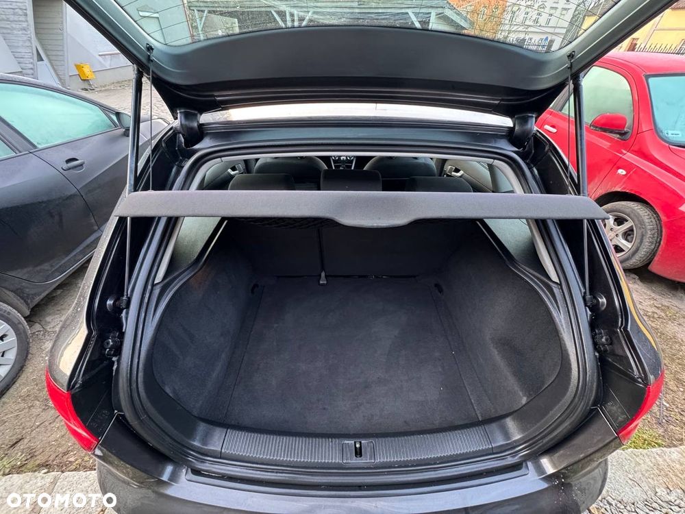 Audi A3 Sportback 1.6 TDI DPF Ambiente - 21
