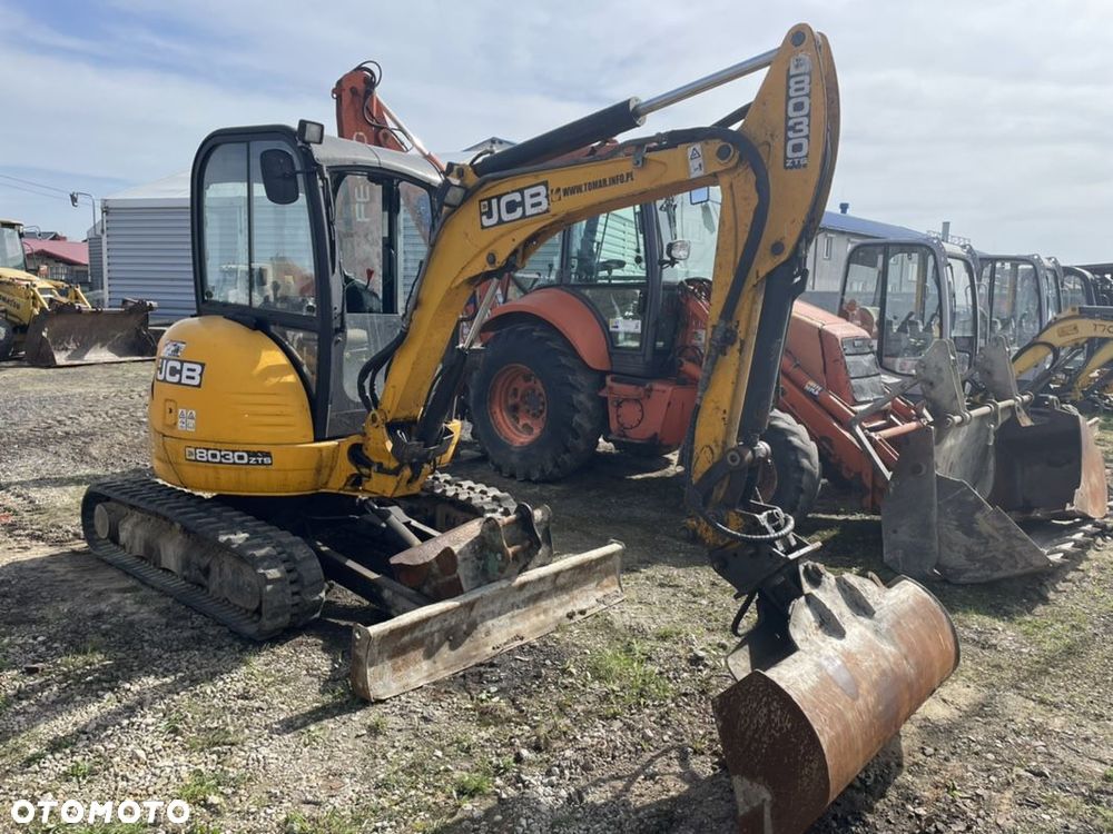 JCB 8030 - 2