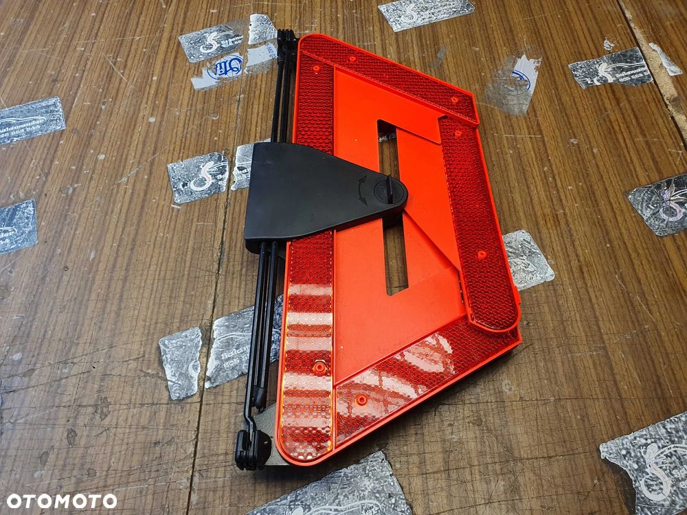 Uchwyt 8E5860285 4B5860251C Mocowanie Rygiel Trojkat Ostrzegawczy Klapa Audi A4 B6 B7 Sedan - 3