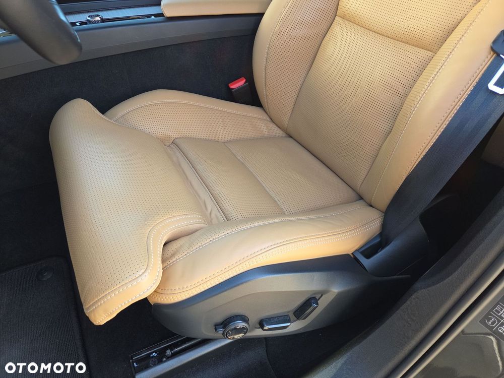 Volvo XC 60 - 23