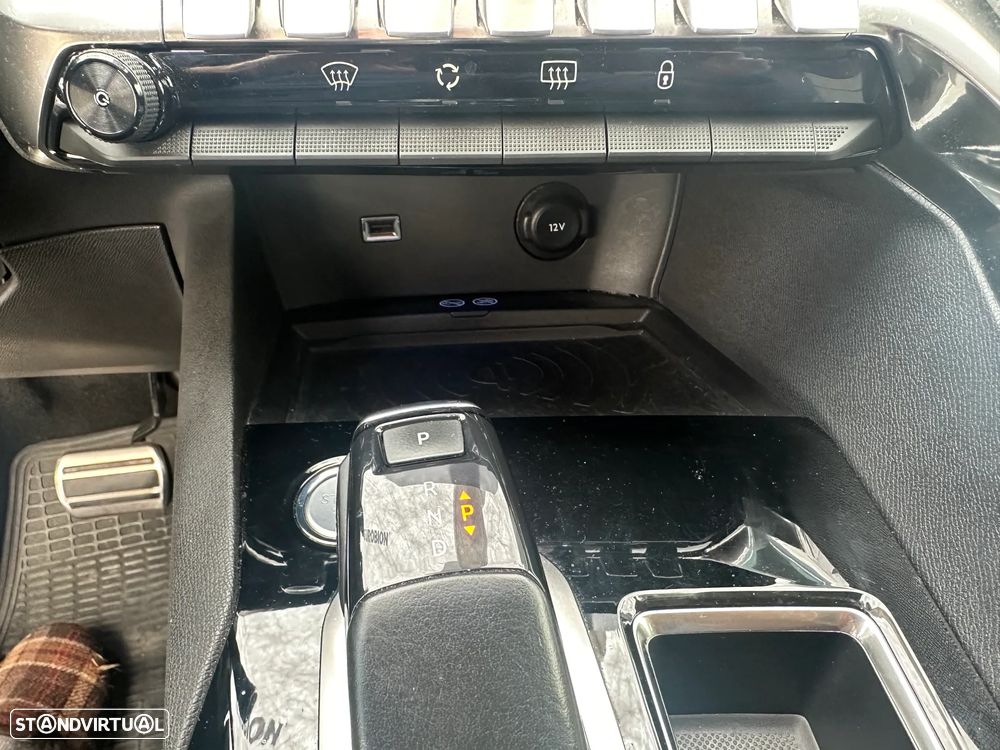 Peugeot 3008 1.2 PureTech Allure EAT6 - 11