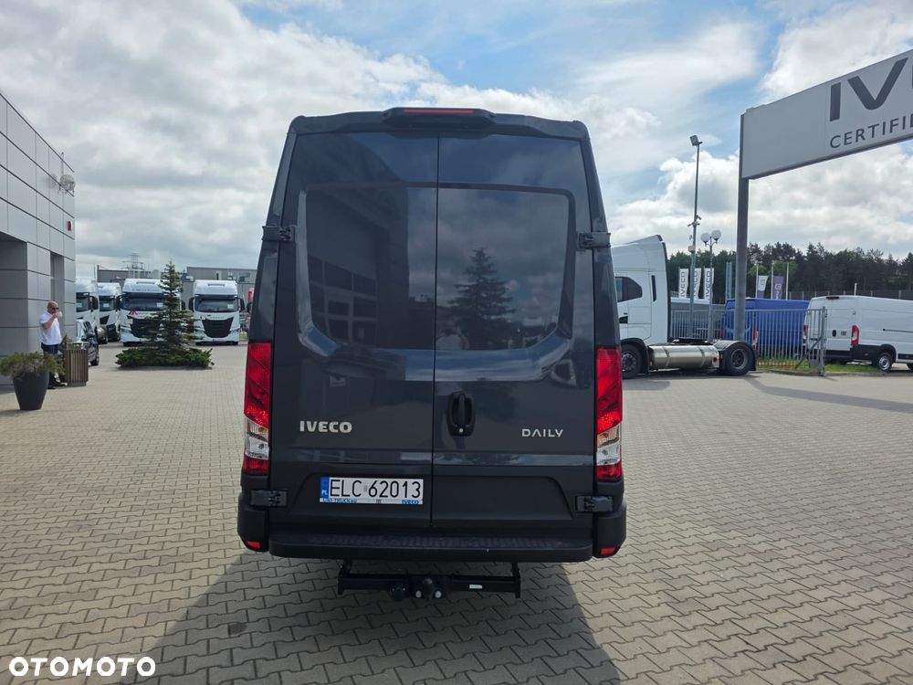 Iveco 35S18A8 Maxi Automat Ledy Tempomat  Krajowy 3l 180KM Hak ! Jak Nowy !!! - 6