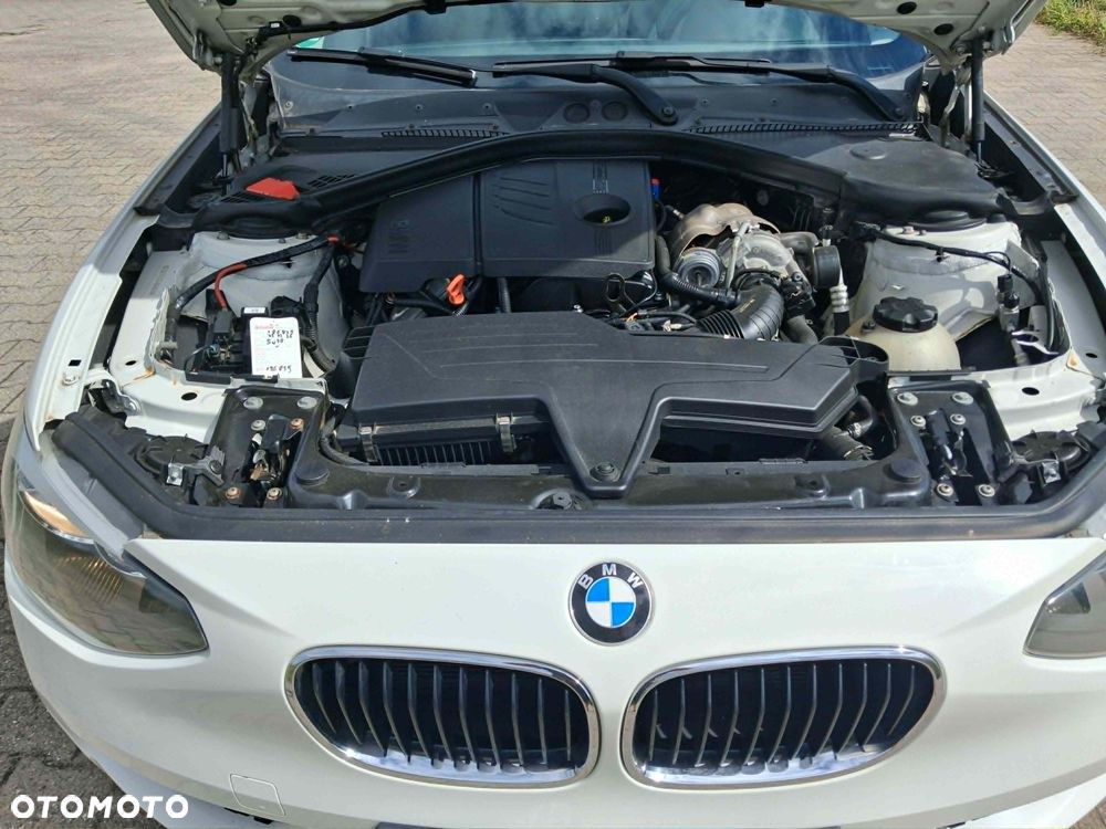 BMW Seria 1 114i - 12