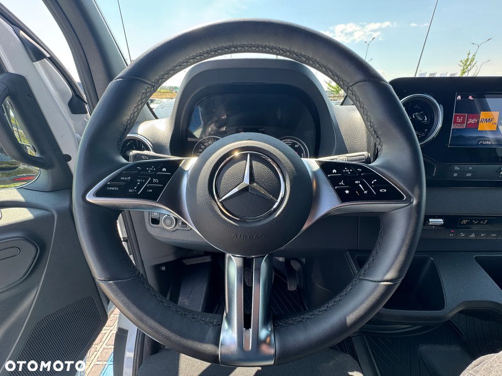 Mercedes-Benz eSprinter - 10