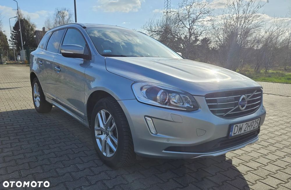 Volvo XC 60 D4 AWD Summum - 3