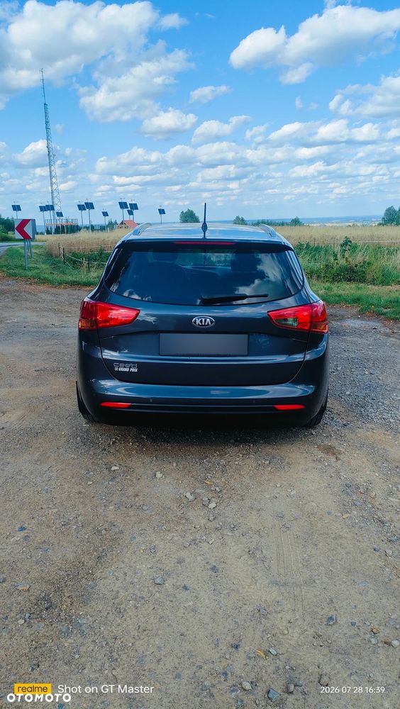 Kia Ceed - 5