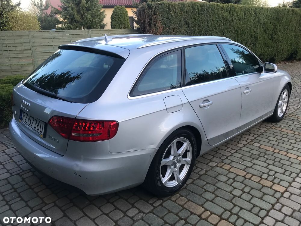 Audi A4 Avant 2.0 TDI DPF Ambiente - 25