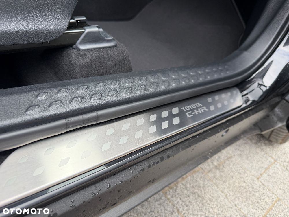 Toyota C-HR 1.8 Hybrid Executive - 24