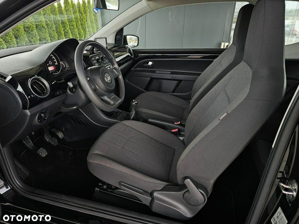 Volkswagen up! - 13