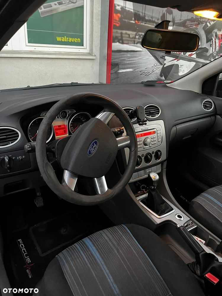 Ford Focus - 7