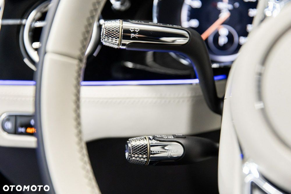 Bentley Continental GT Standard - 33