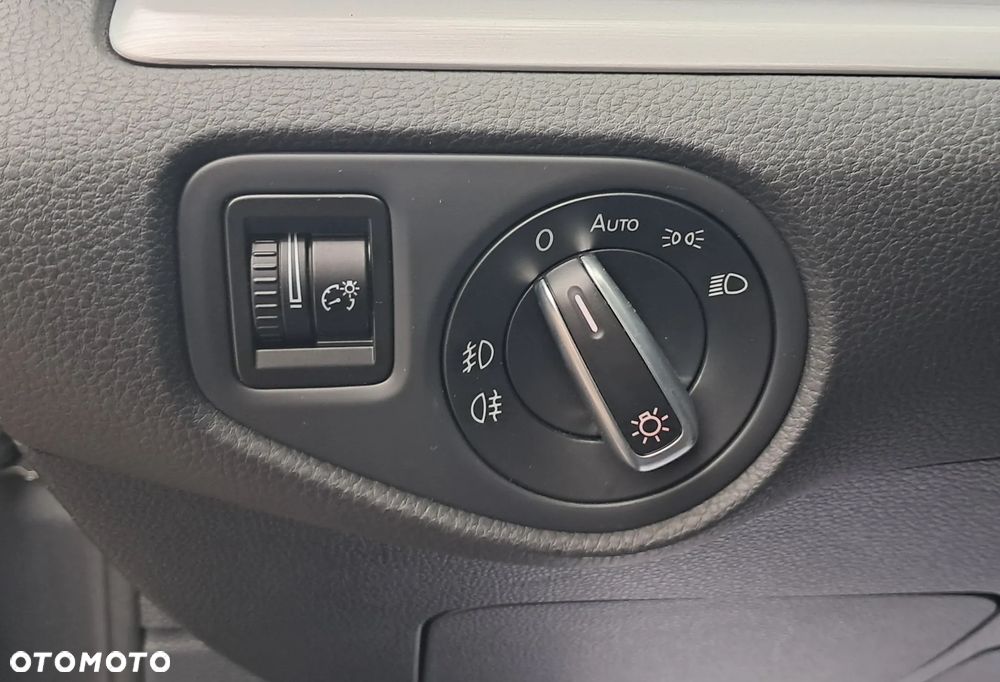 Volkswagen Sharan 2.0 TDI DSG Highline - 30