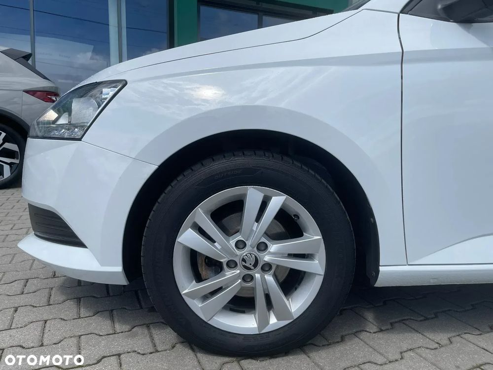 Skoda Fabia 1.0 TSI Ambition - 4