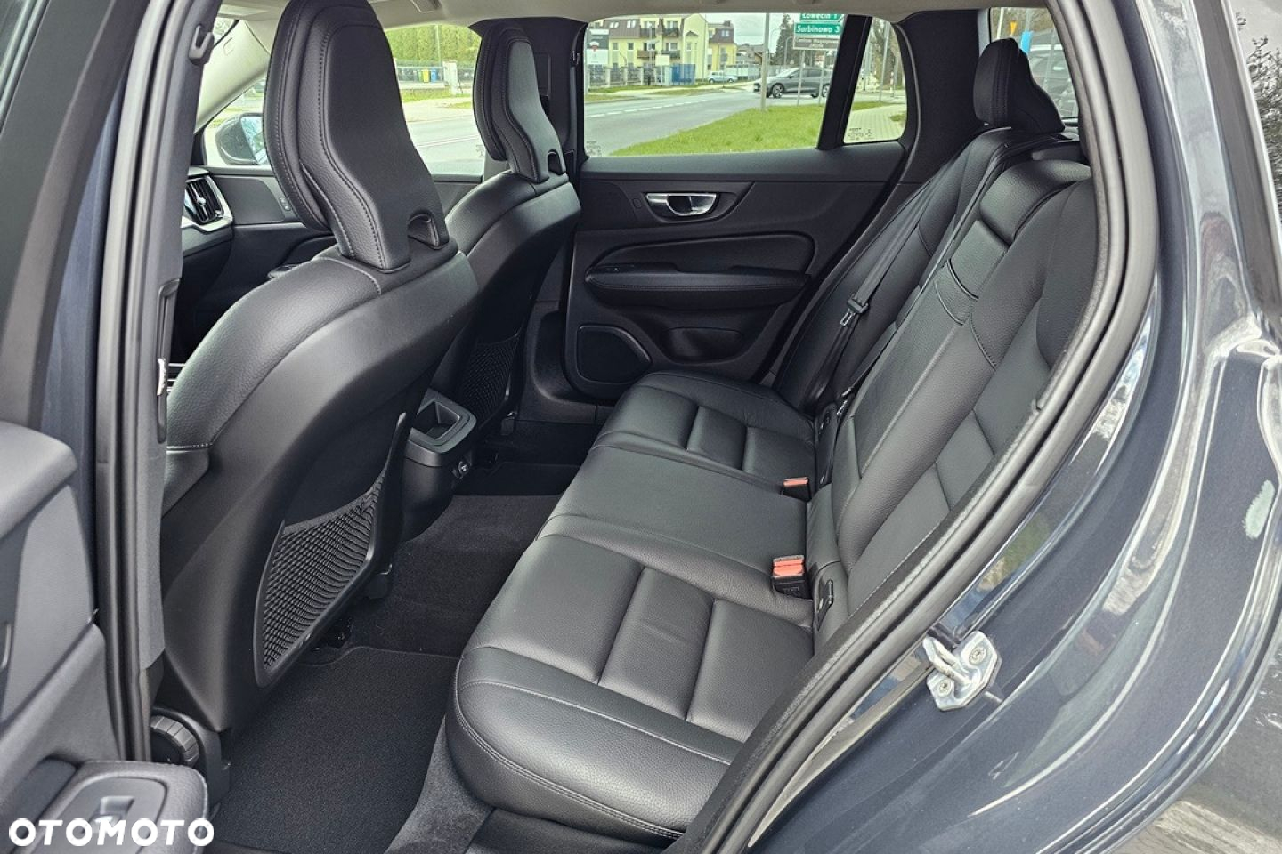 Volvo V60 - 15