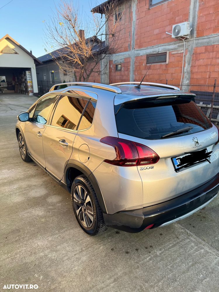 Peugeot 2008 - 5