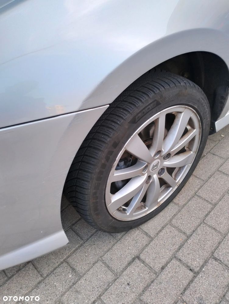 Renault Laguna dCi 110 FAP Bose Edition - 7