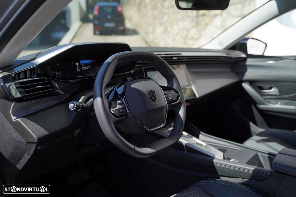 Peugeot 308 SW 1.2 PureTech Allure Pack EAT8 - 33