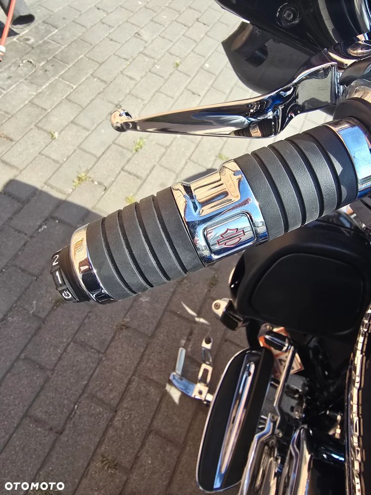 Harley-Davidson Touring Ultra Limited - 27
