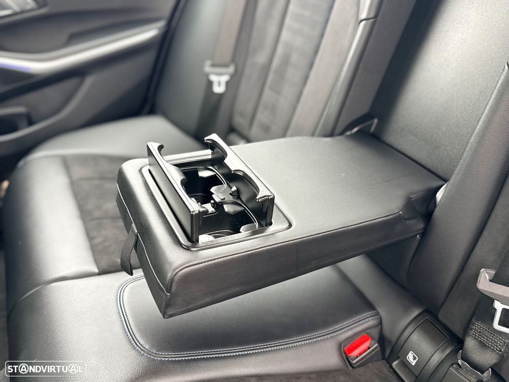 BMW 320 d Pack M Auto - 41