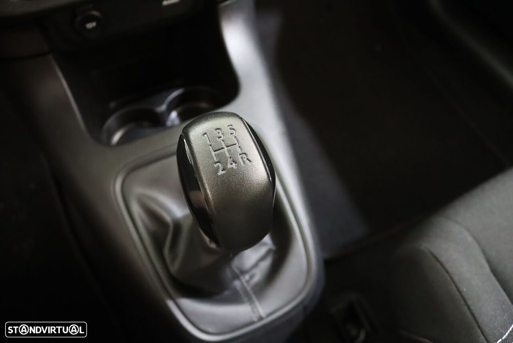 Citroën C3 1.2 PureTech C-Series - 27