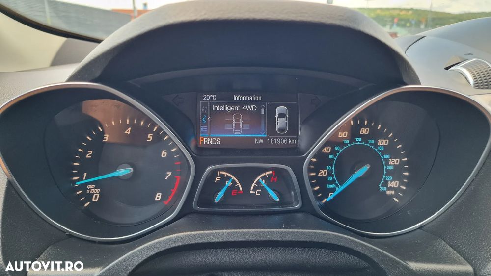 Ford Kuga 1.6 EcoBoost 4x4 Aut. Titanium - 11