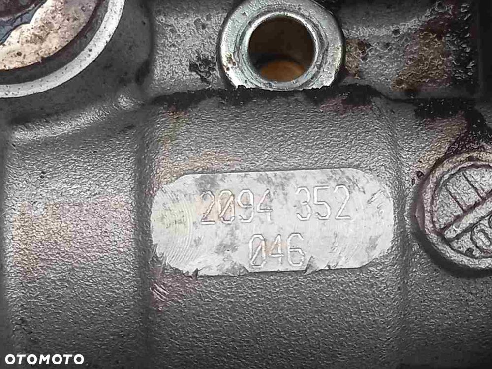 Blok zaworowy skrzyni biegów Deutz Fahr Agrotron 180.7 - 2