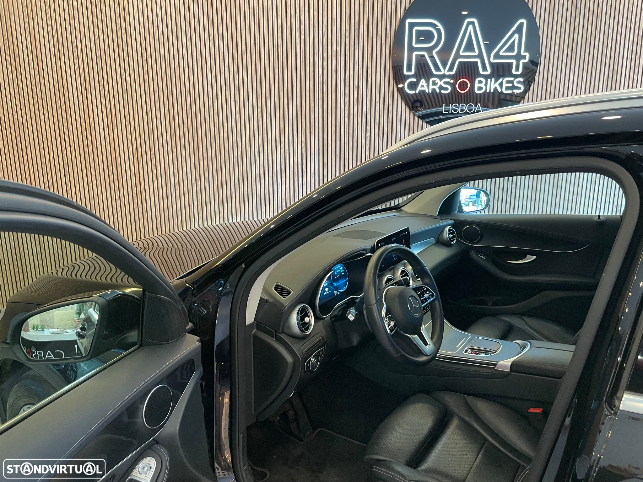 Mercedes-Benz GLC 300 e 4Matic - 9