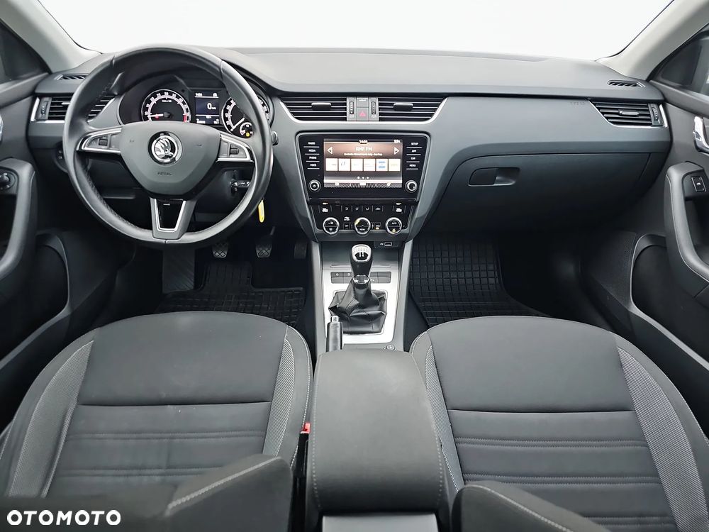 Skoda Octavia 1.6 TDI Ambition - 8