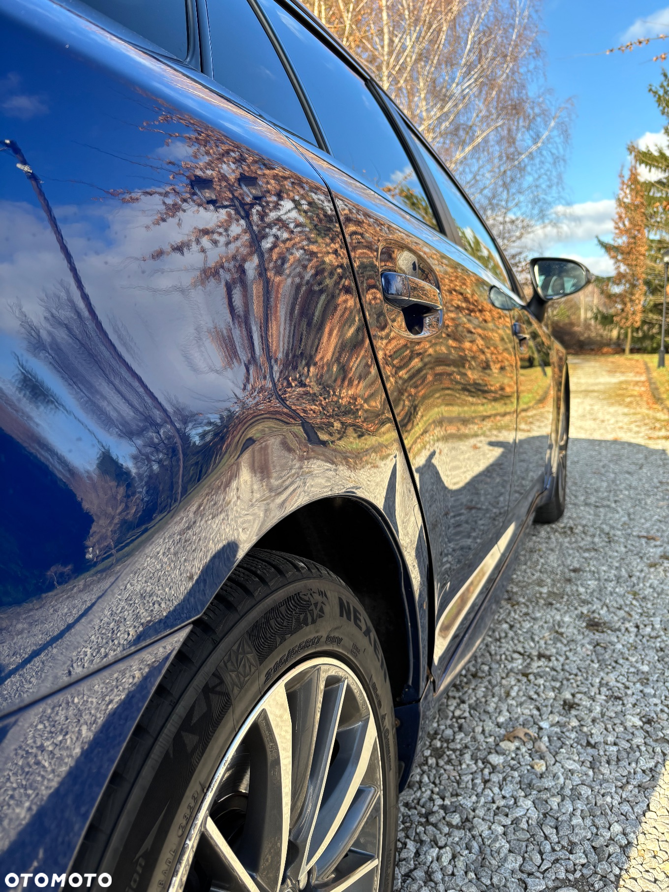 Toyota Avensis 1.8 Premium MS - 4