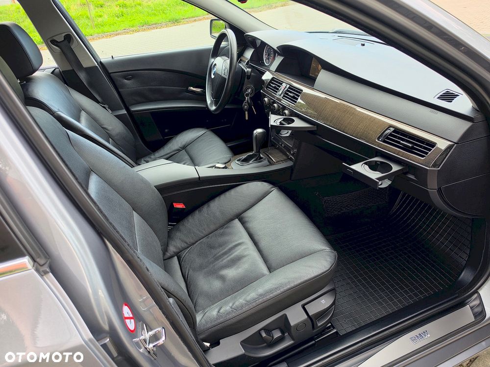 BMW Seria 5 - 22